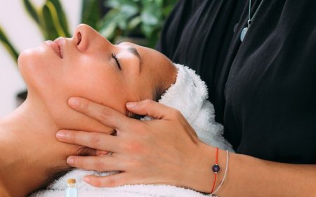 Ayurvedic Beauty Tips: 10 Practices to Improve Your Skin and Hair