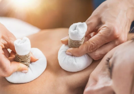 The Benefits of Ayurvedic Massage