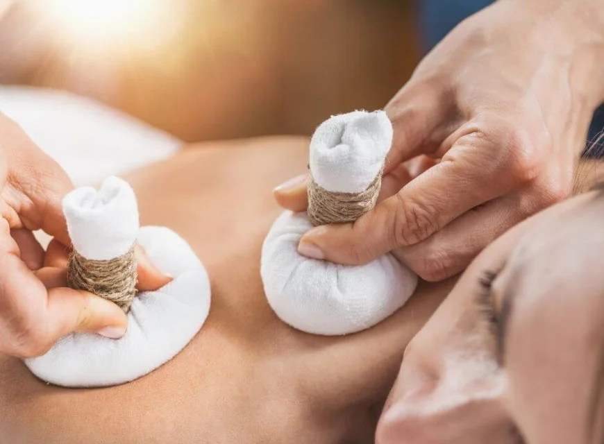The Benefits of Ayurvedic Massage